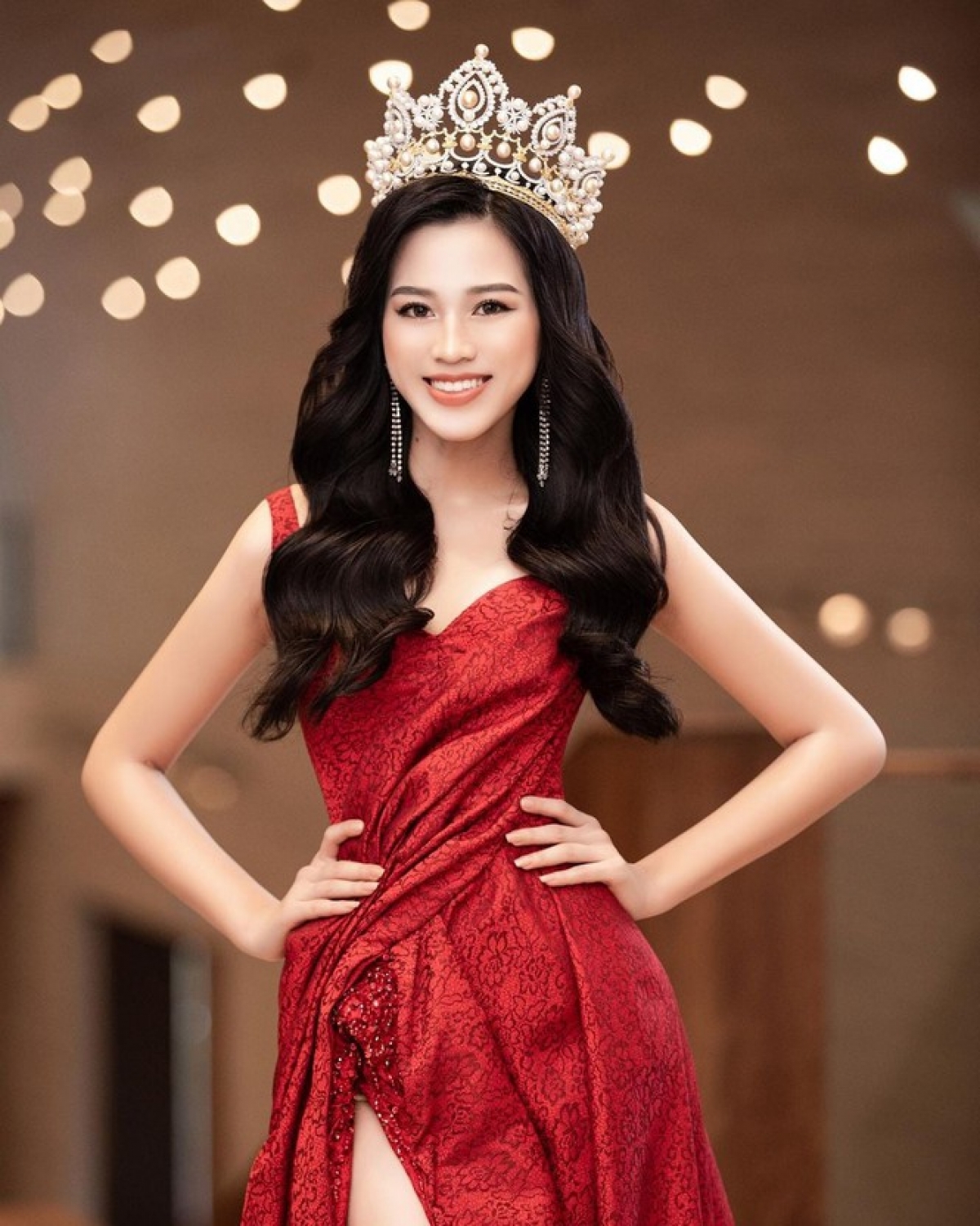 Đỗ Thị Hà trang phục thế nào tại cuộc thi Hoa hậu Thế giới 2021? - Báo Người lao động