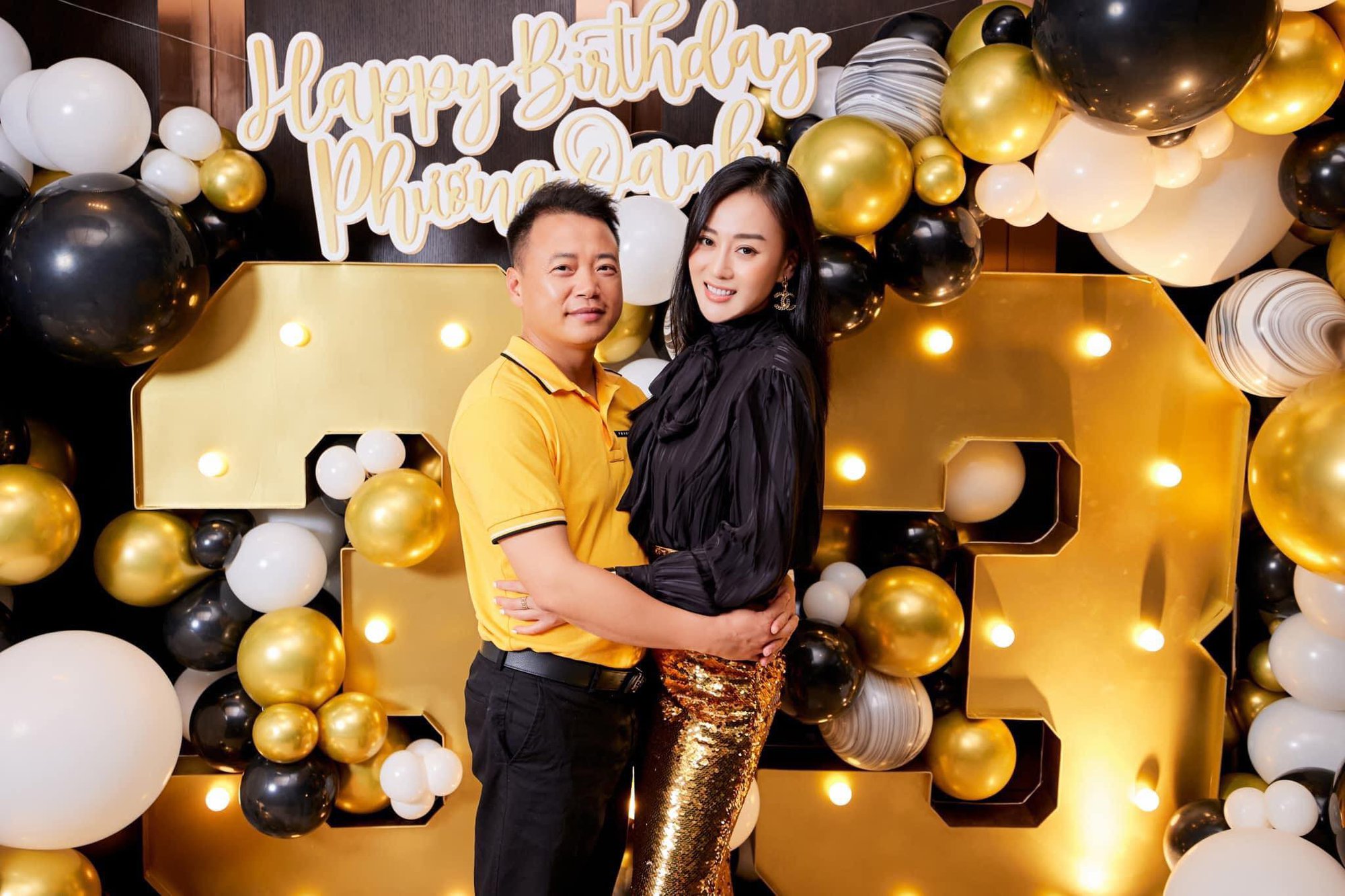 Shark Bình tổ chức sinh nhật linh đình cho Phương Oanh đón tuổi 33