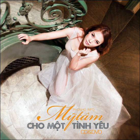 Năm 2010, Mỹ Tâm cho ra mắt CD Melodies of time và CD single Cho một tình yêu. Đồng thời kỷ niệm 10 năm ca hát vô cùng hoành tráng với liveshow Melodies of time. Đây cũng là lần đầu tiên cô ca sĩ xinh đẹp trở thành giám khảo một cuộc thi âm nhạc - Sao Mai điểm hẹn.