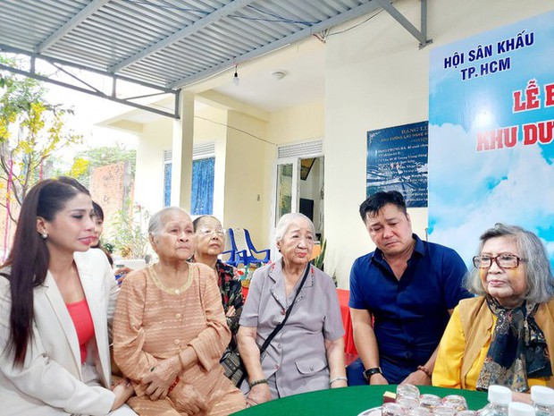 NSƯT Diệu Hiền kể lại đêm NS Thiên Kim qua đời: Chị mất giữa đêm, cho tới sáng ở đây mới biết - Hình 2