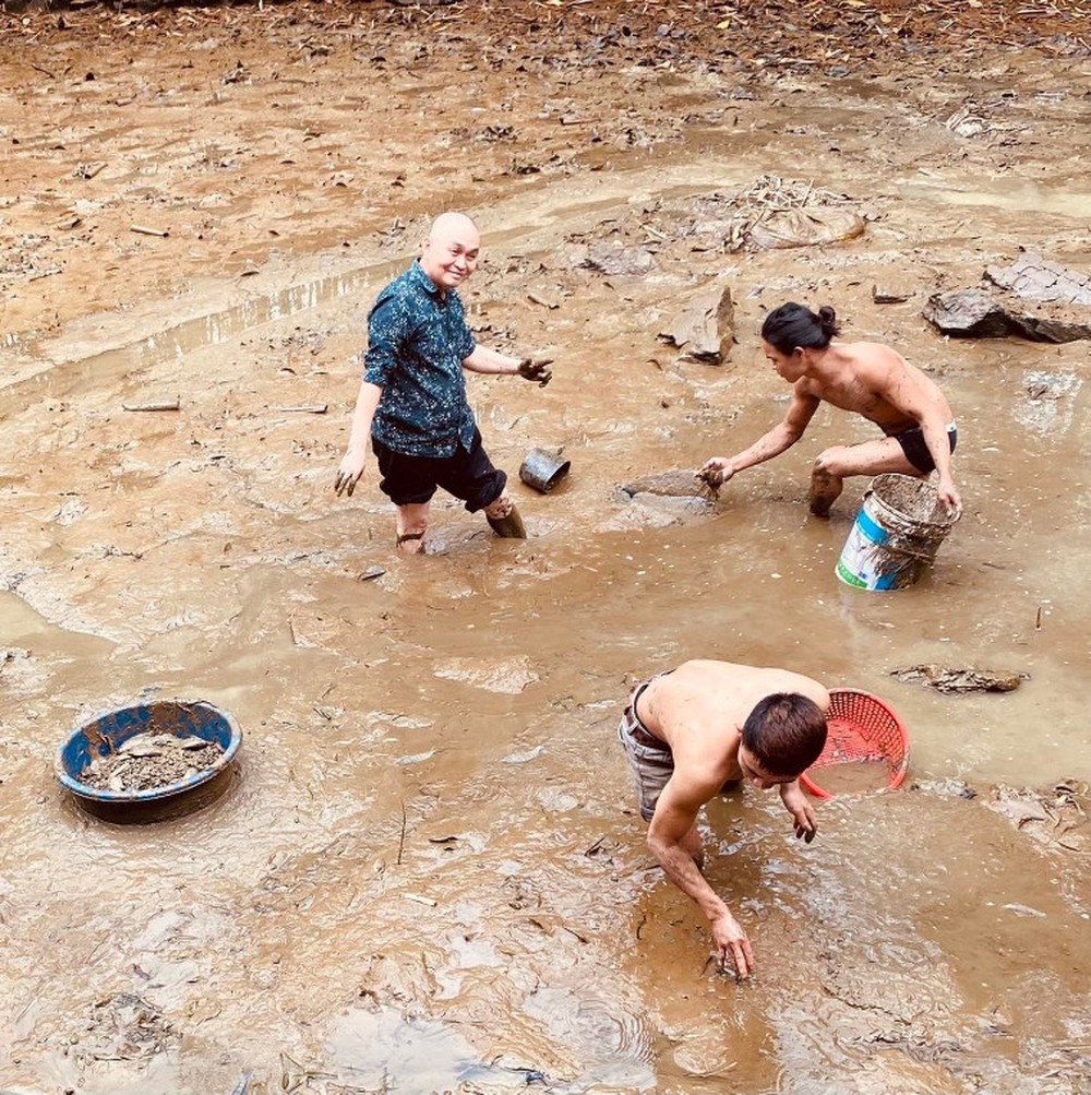 Vua hài đất Bắc ở tuổi ngoài 60: Sống giản dị trong biệt thự vài chục tỷ đồng, nhiều năm tận hưởng 1 thú vui đặc biệt - Ảnh 8.